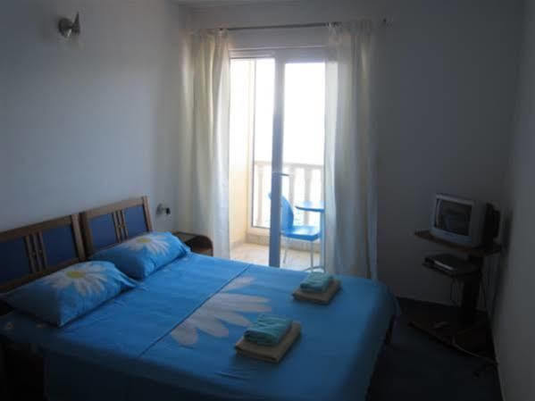 Superb Beachfront Luxury Seaview With Private Beach Milna  Esterno foto