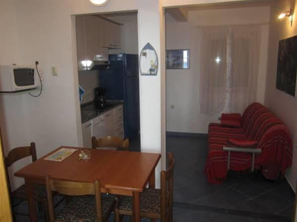 Superb Beachfront Luxury Seaview With Private Beach Milna  Esterno foto